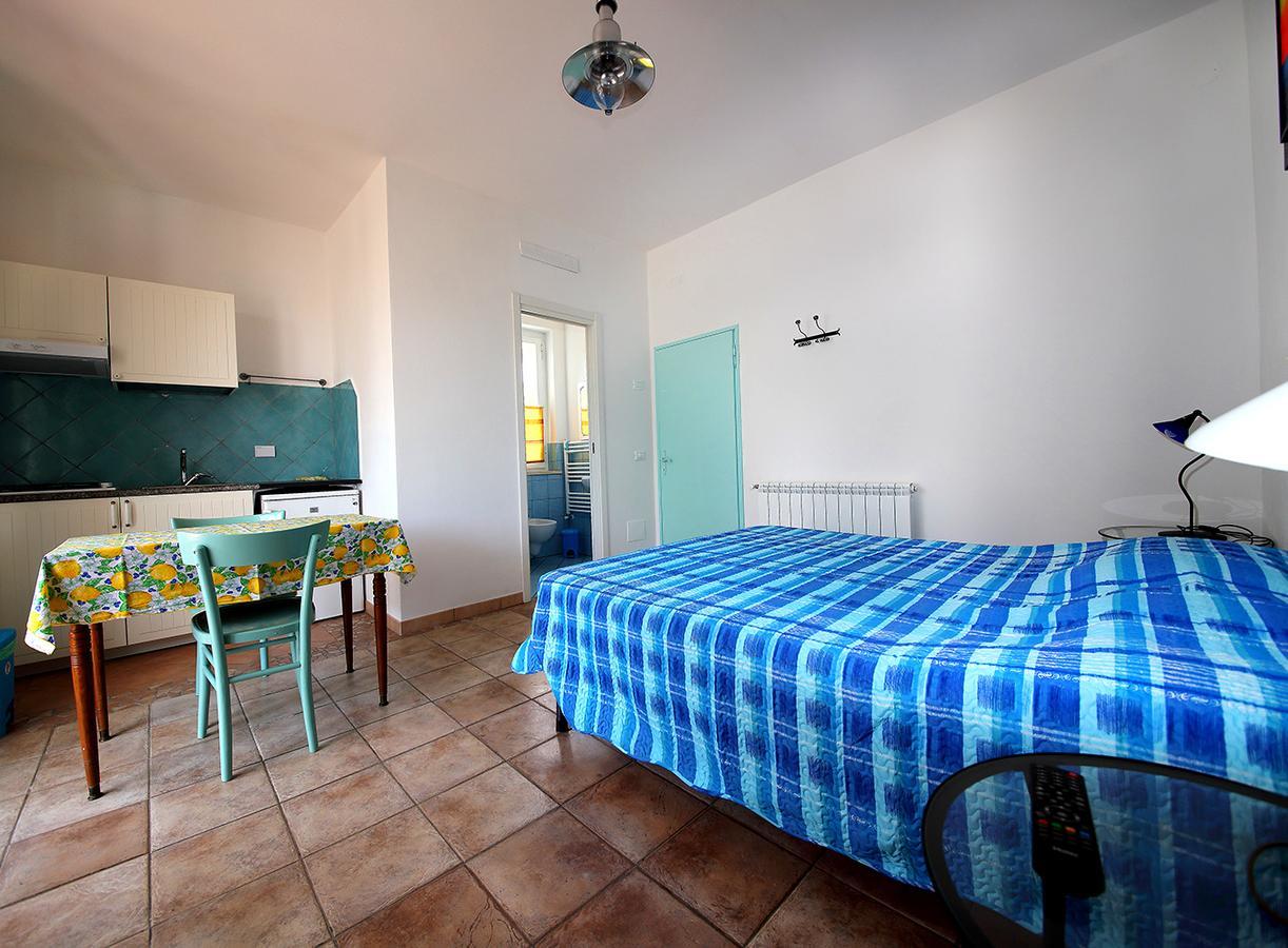 Appartement Casa Balena Bianca à Lacona Extérieur photo
